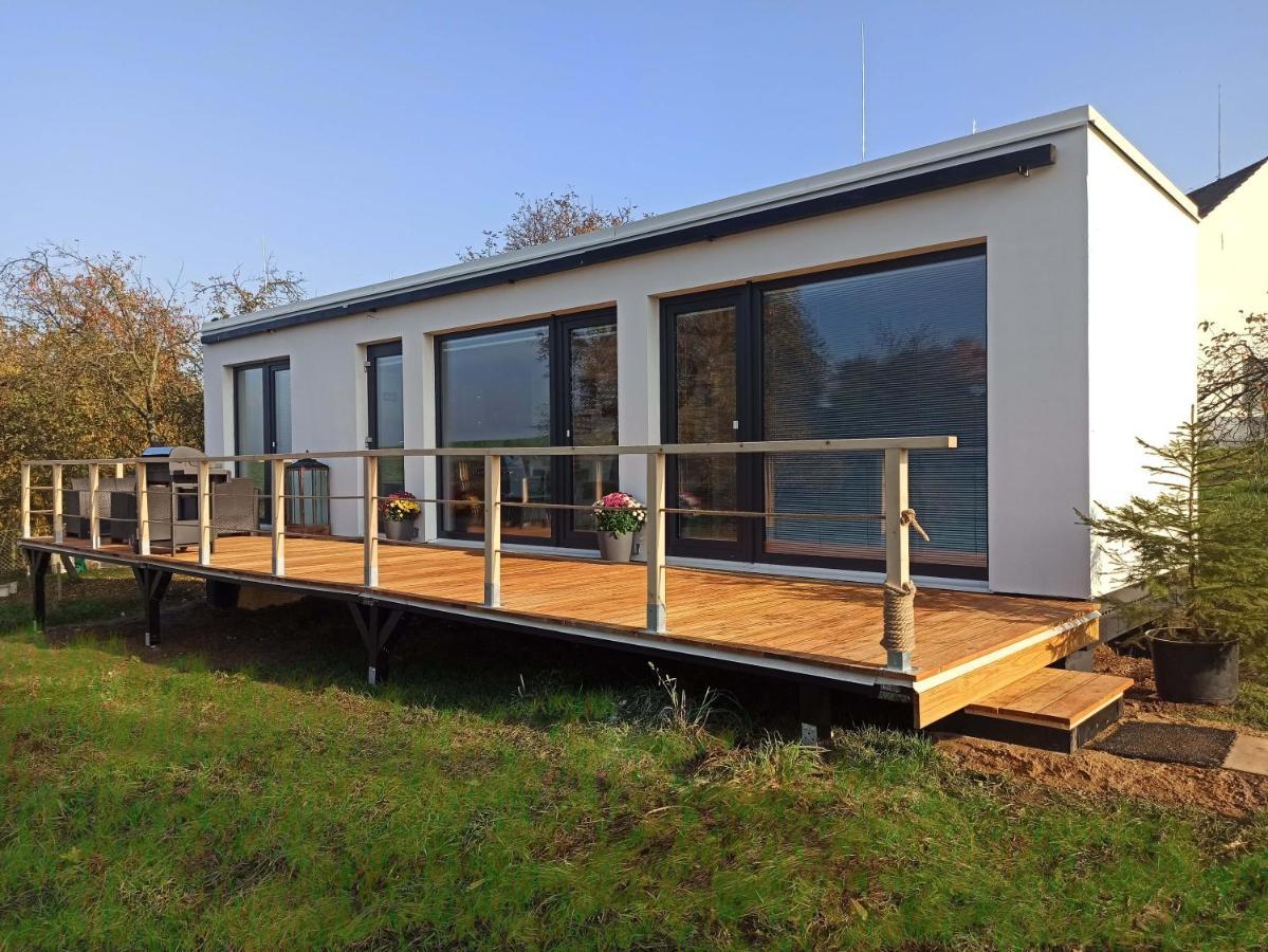 Ranch 66 - Moderni Tiny House Black Swallow Ve Stylu Route 66 Se Saunou A Bazenem Tršice 外观 照片