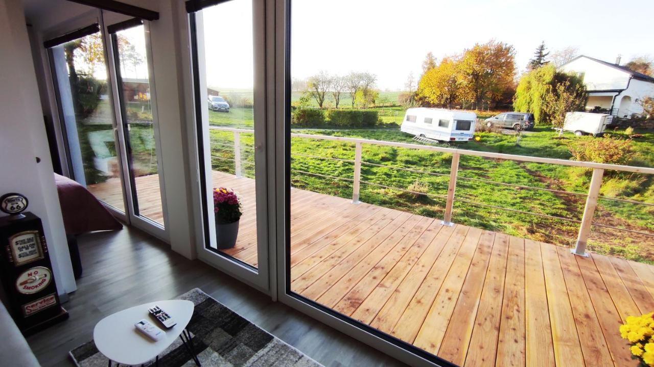 Ranch 66 - Moderni Tiny House Black Swallow Ve Stylu Route 66 Se Saunou A Bazenem Tršice 外观 照片