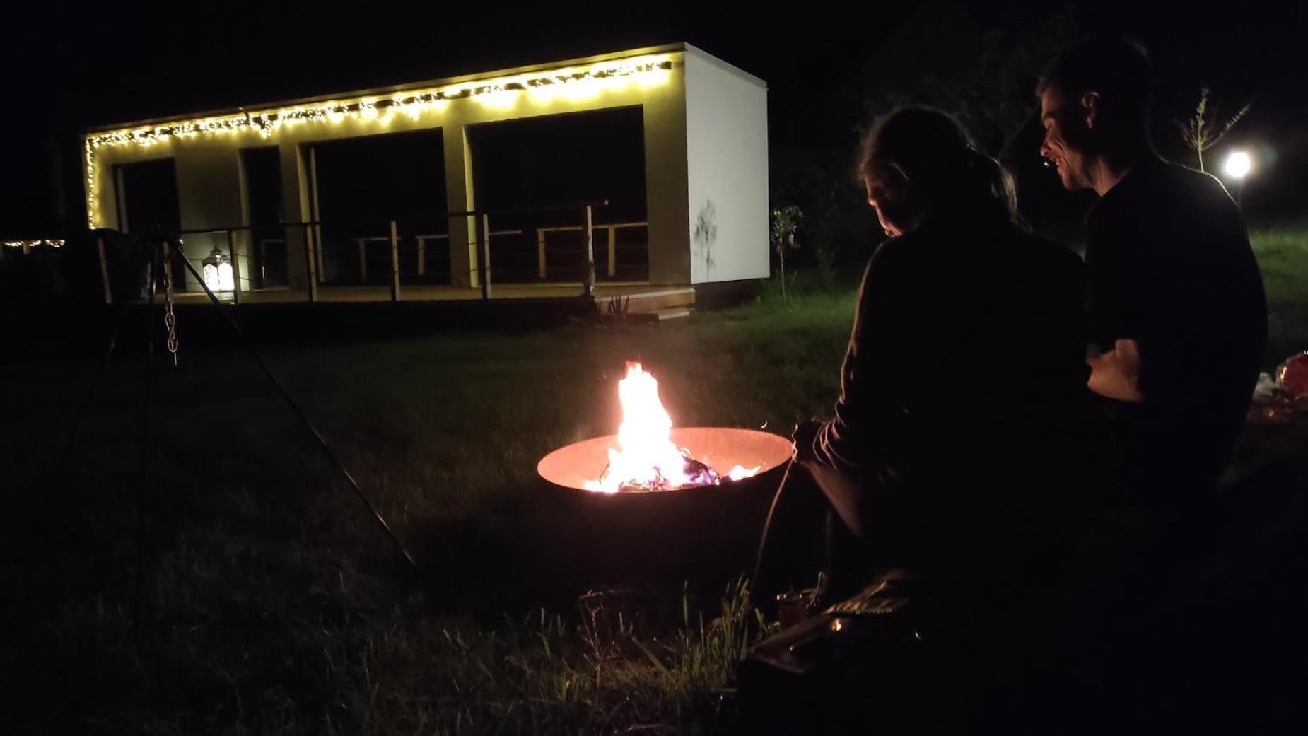 Ranch 66 - Moderni Tiny House Black Swallow Ve Stylu Route 66 Se Saunou A Bazenem Tršice 外观 照片